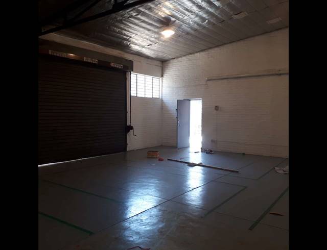 380M² WAREHOUSE TO LET IN NELSPRUIT CENTRAL